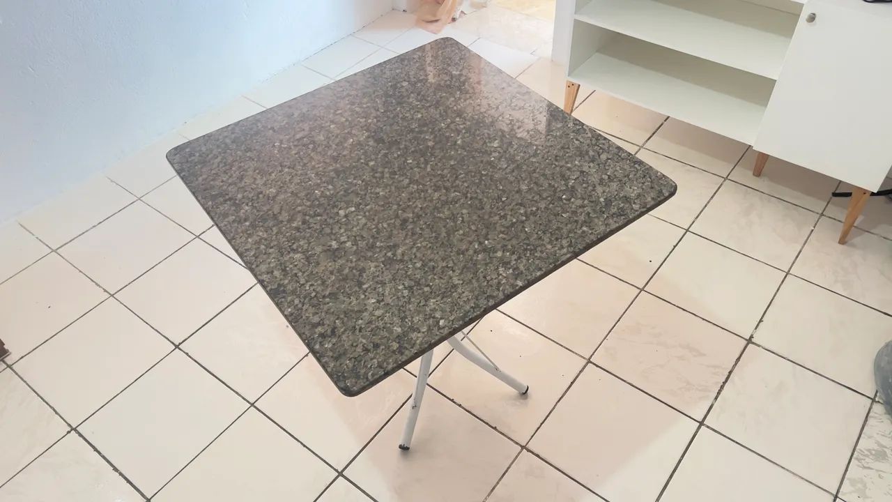 Mesa de mármore 