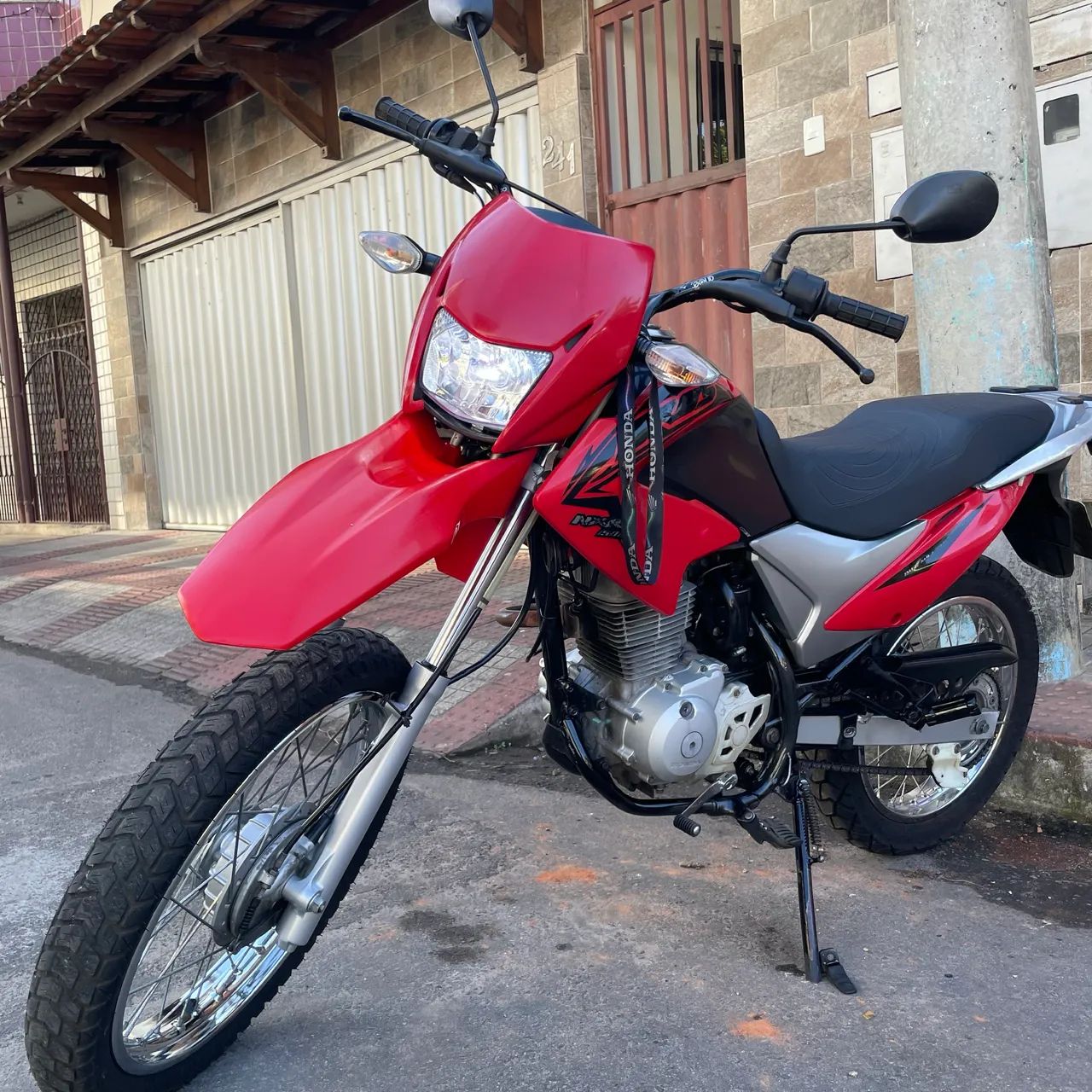 Honda bros 150 