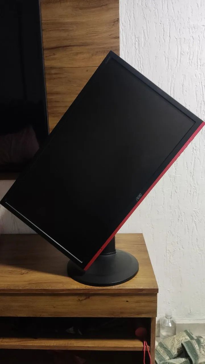 Monitor gamer AOC 24" 144HZ - Foto 2