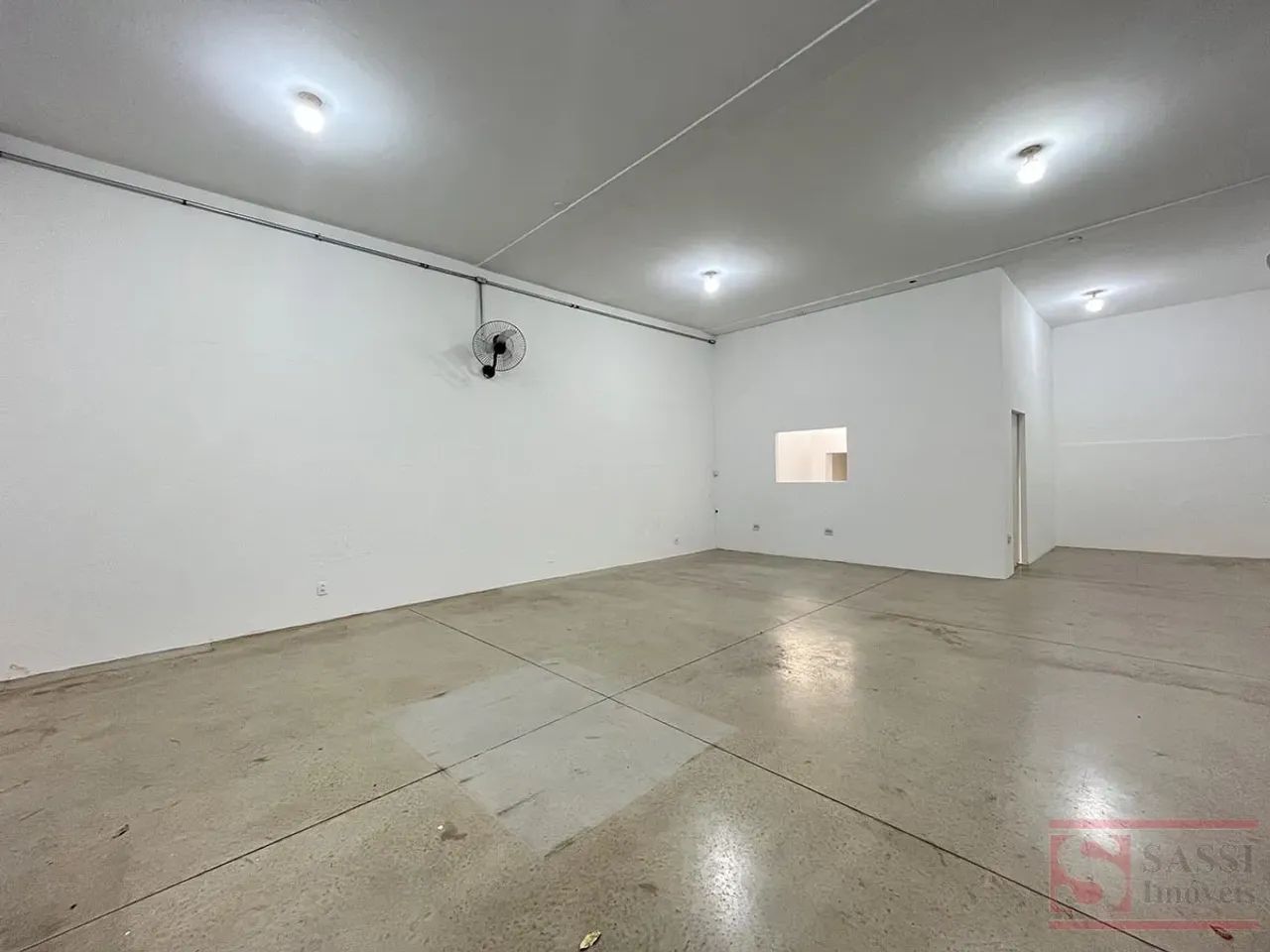 Galpão/Depósito/Armazém para alugar 112m² em VILA CLAUDIA - Foto 2