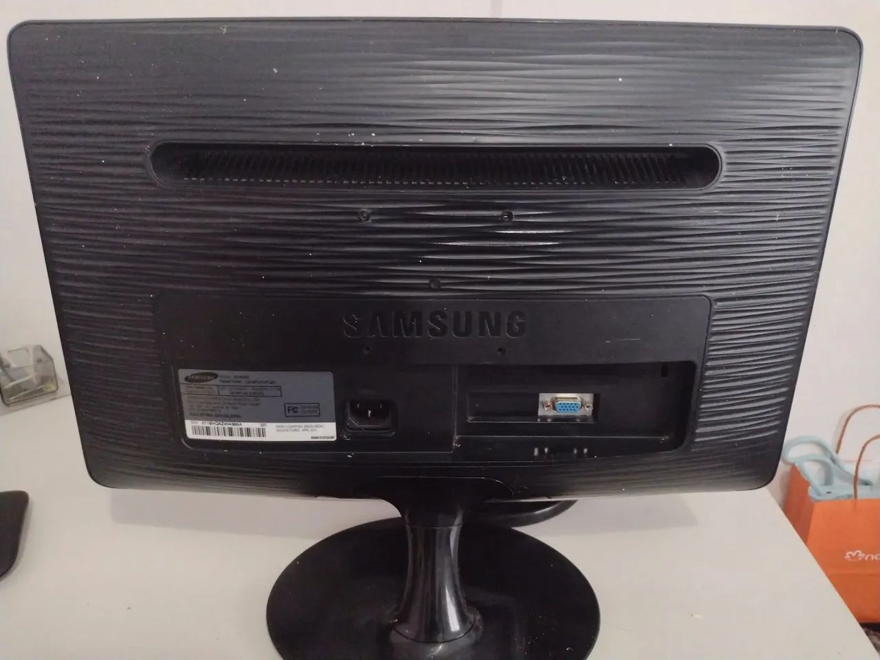 Monitor Samsung SyncMaster B1930N de 19 polegadas - Foto 2