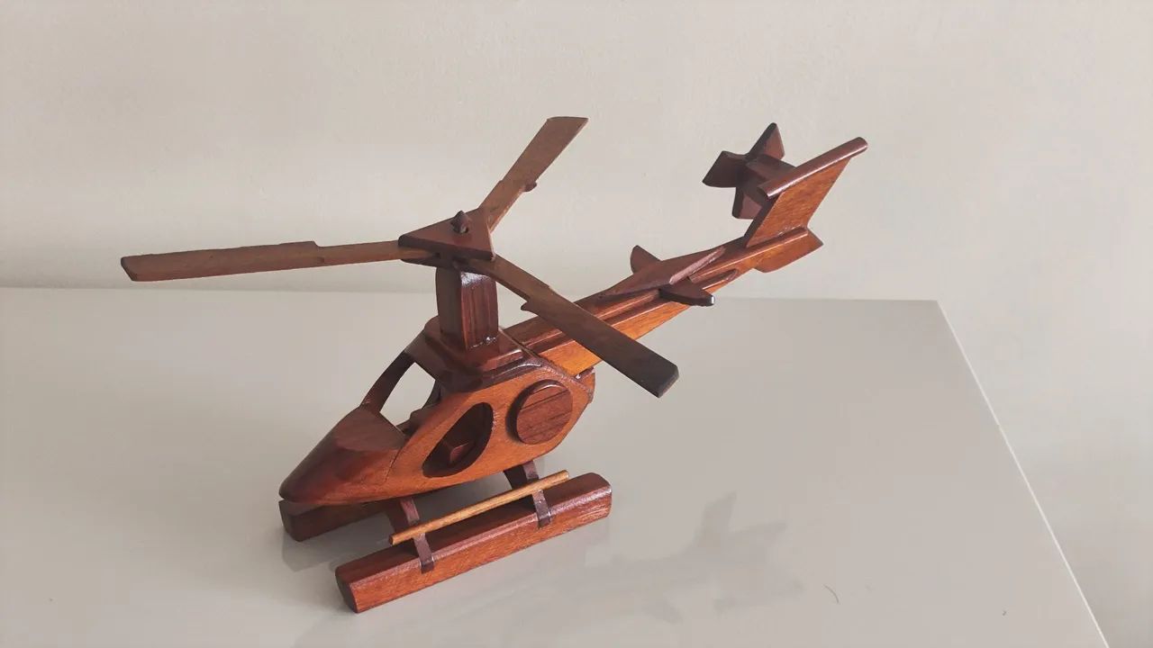 helicóptero de madeira  - Foto 3
