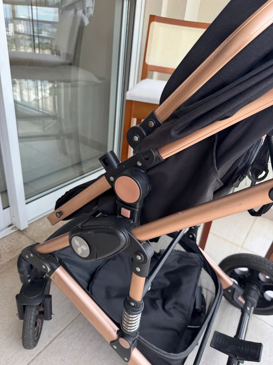 Carrinho de bebê+ bebê conforto - Foto 2