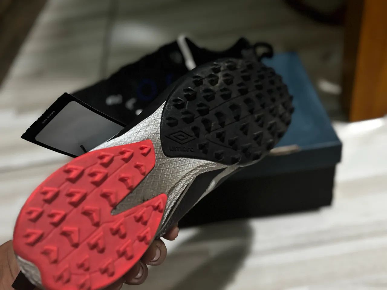 Chuteira Umbro Astro - Foto 4