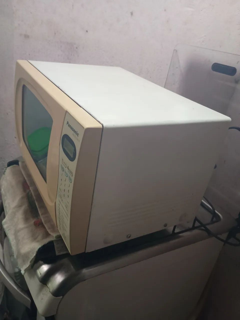 Microondas Panasonic e churrasqueira elétrica barato 