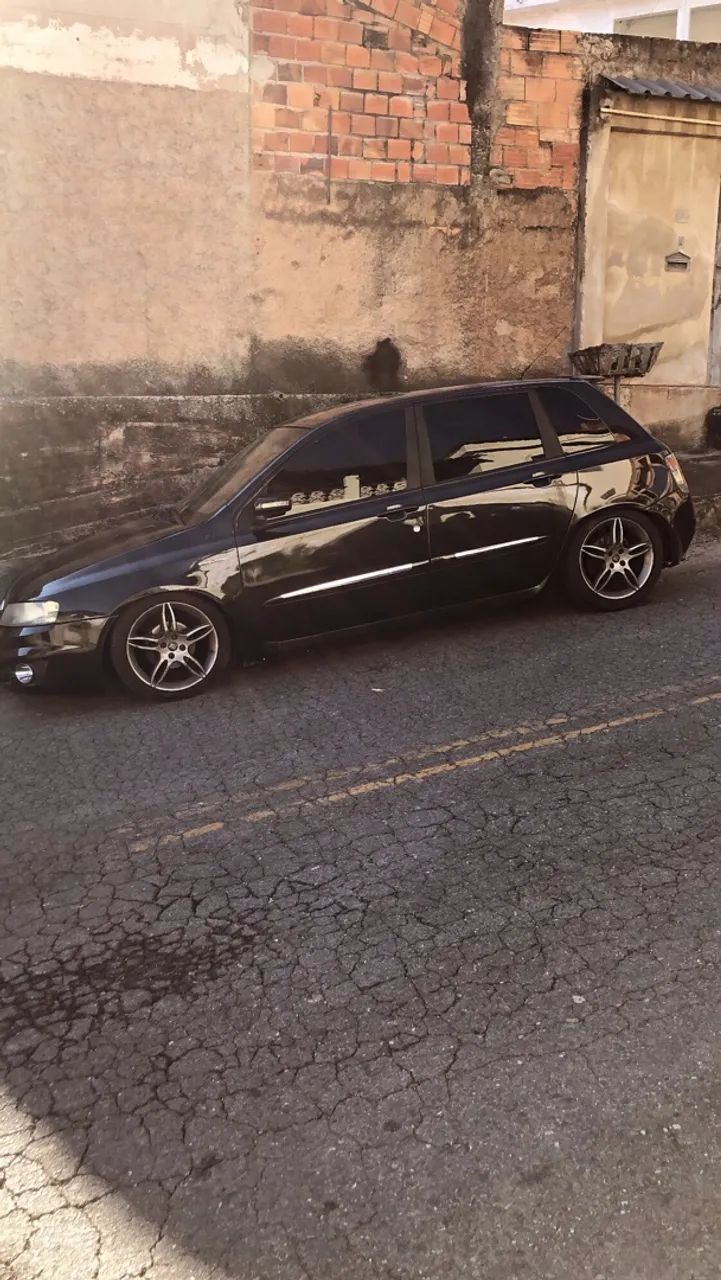 Fiat Stilo Dualogic 1.8 Sporting Flex 8V 5P 2010