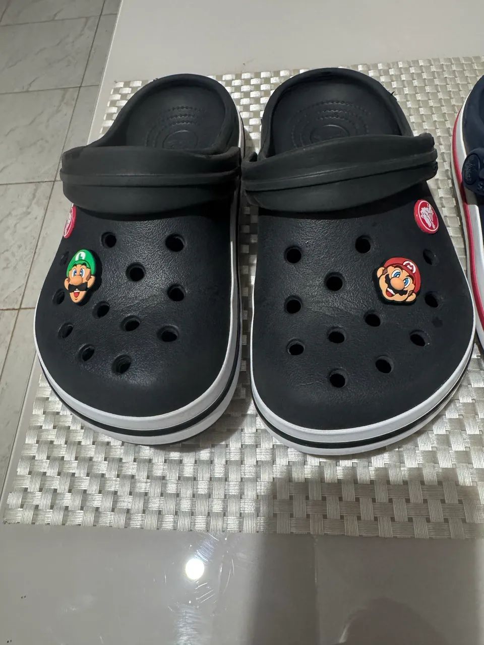 Crocks J2 seminovo