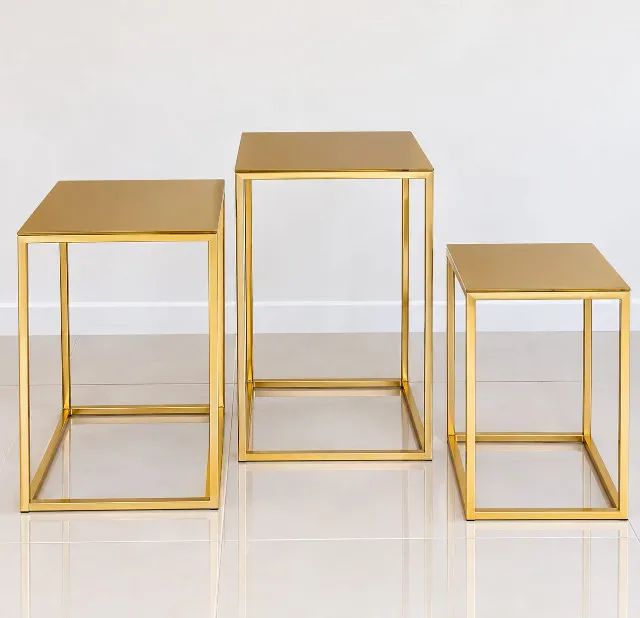 Trio de mesas cubo de ferro pegue e monte 