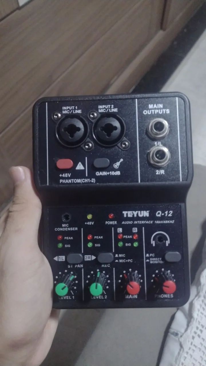 interface de Áudio/Mesa de Som TEYUN Q-12 Custo Benefício  - Foto 3