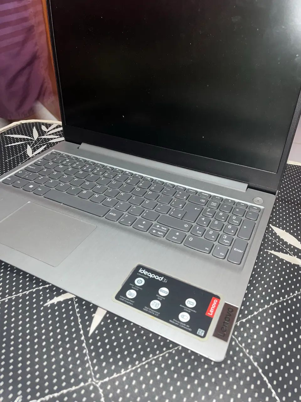 VENDO NOTEBOOK LENOVO i3 - Foto 2