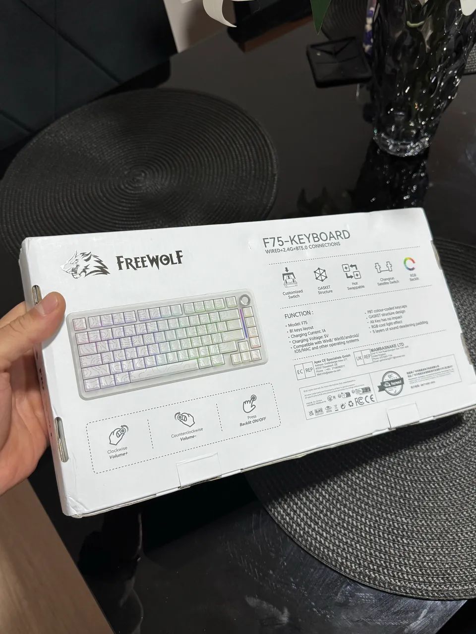 TECLADO FREEWOLF 75% - NOVO/LACRADO - Foto 5