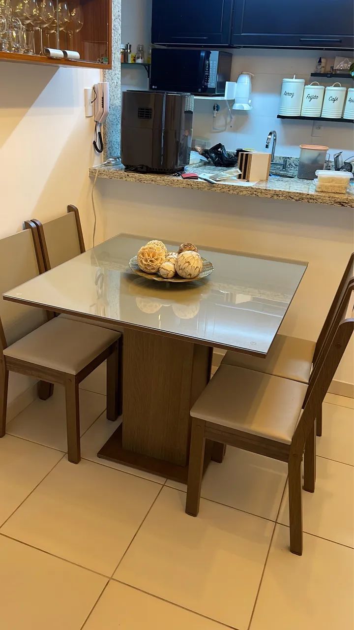 Vendo mesa e cadeiras  - Foto 2