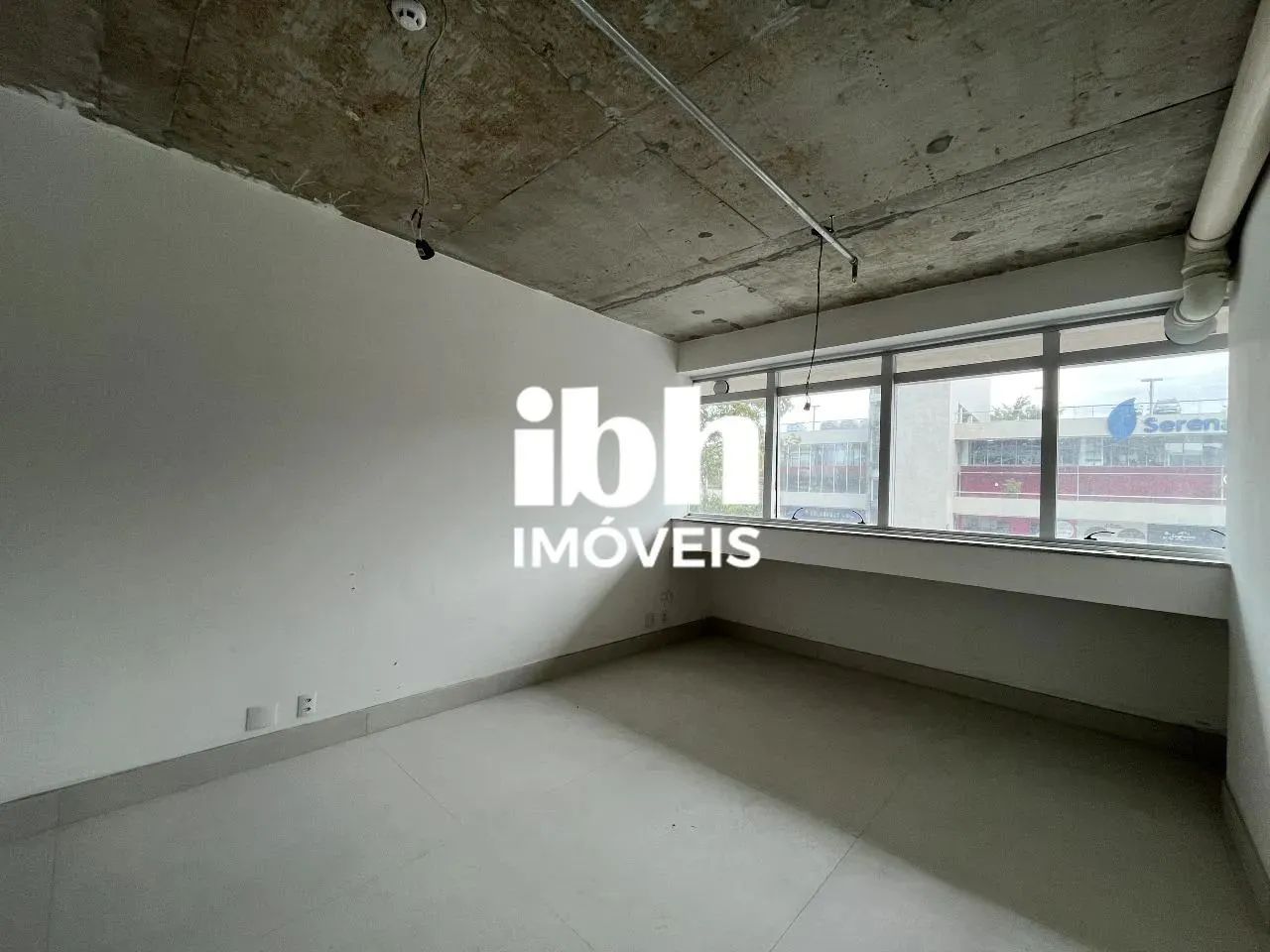 Conjunto de Salas para Alugar  82m², 3 Banheiros, 2 Vagas  Vale do Sereno - Foto 12