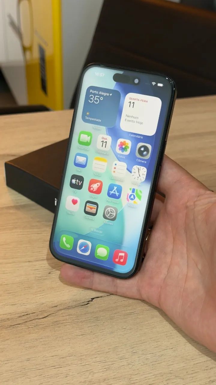 iPhone 15 128GB Preto - Saúde da bateria 100%! Loja física! C