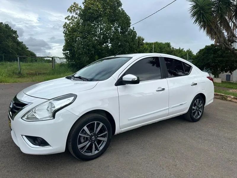 Nissan Versa Unique 1.6 16V Flexstart 4P Aut. 2018 - Foto 2