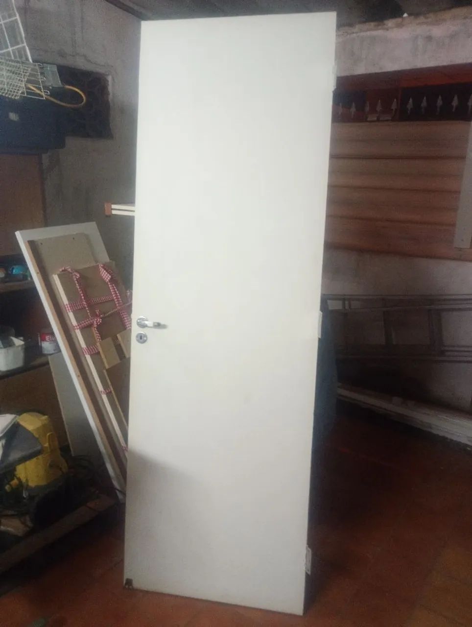 Complete wooden door