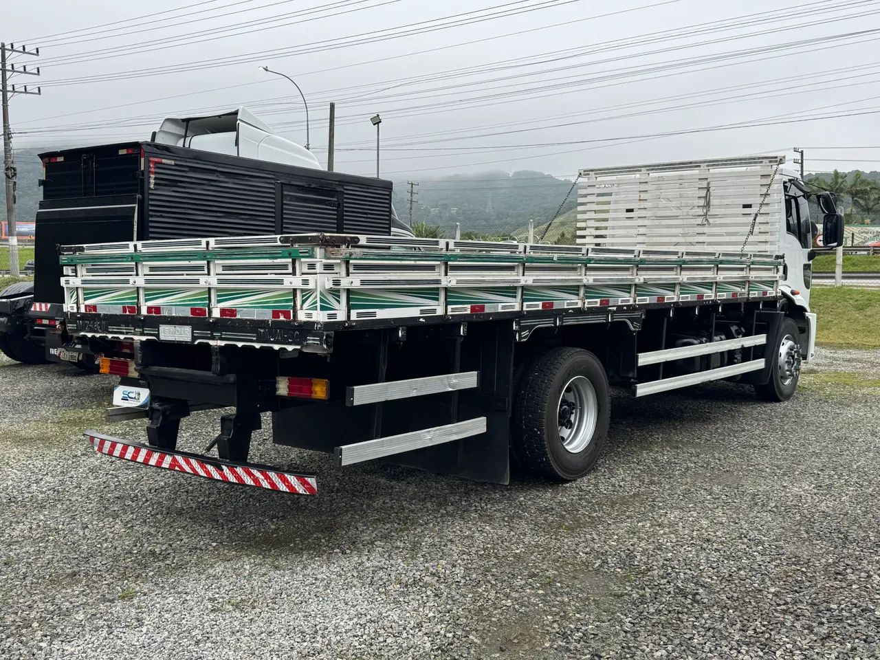 Ford Cargo 1719 Completo Carroceria 6,80 mts - Foto 8
