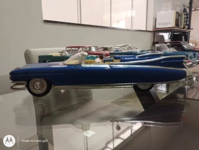 Miniatura 1/18 - Cadillac Conversível - Foto 4