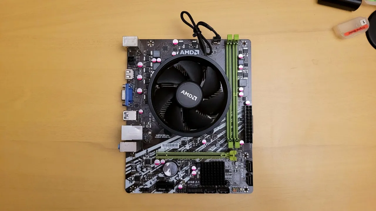 Kit placa mãe mini-ITX z370 + processador i7 8700 - Peças de