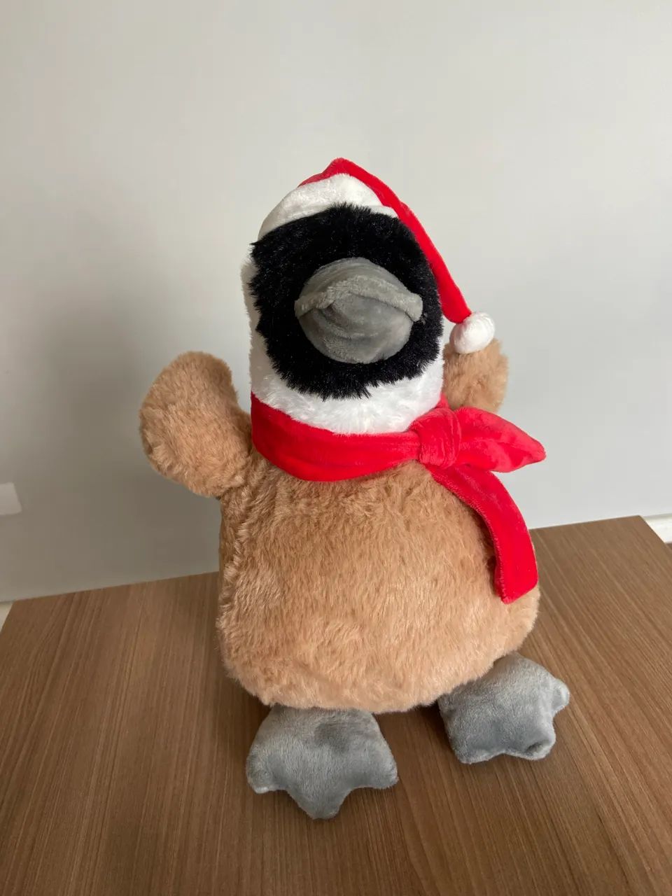 Pinguim de pelúcia Natal  - Foto 3