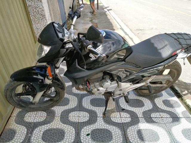 Vendo moto cb 300