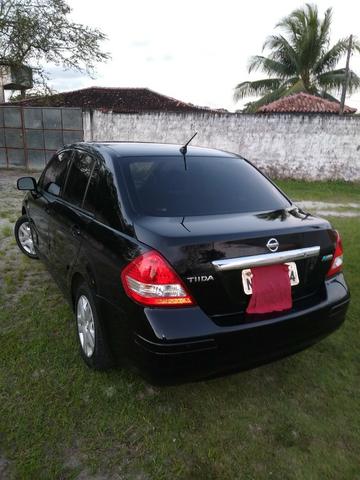 Nissan Tiida Sedan 2010/2011 - Foto 7