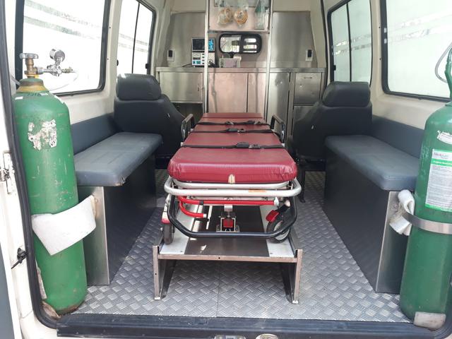 Ambulância Uti Ducato Teto Alto 2008 - Foto 3
