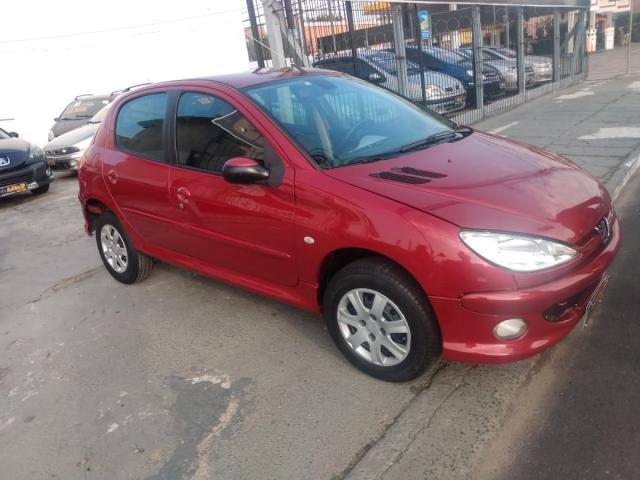 Peugeot 206 Select./Presence 1.6/1.6 Flex 16V 5p