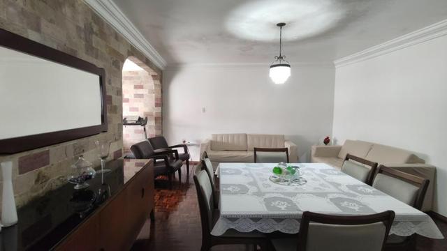 Apartamento grande e conservado - Foto 8