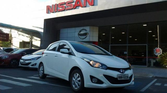 HYUNDAI IMP HB20 COMFORT PLUS 1.6 16V FLEX Branco 2014/2015