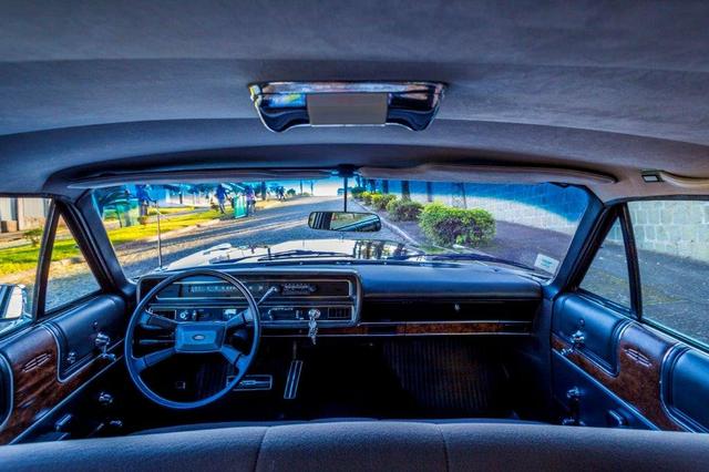 Relíquia de Colecionador Ford Landau com placa Preta 1980! - Foto 12