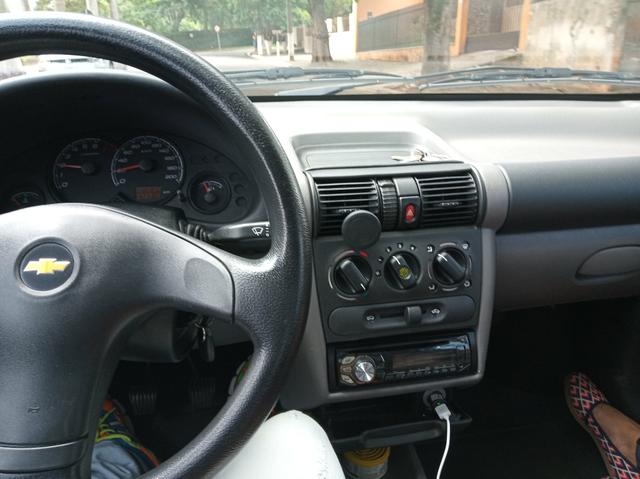Vendo Corsa classic 1.0 2014 completo - Foto 2