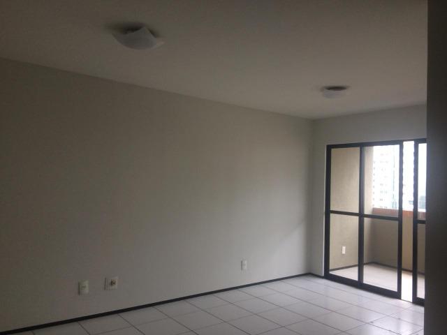 Apartamento para alugar no condomínio Porto Ravena Bairro Ponta do Farol Próximo a AABB - Foto 6