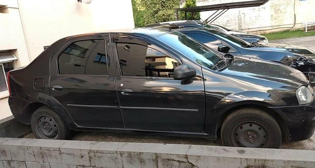 Renault Logan - Foto 7