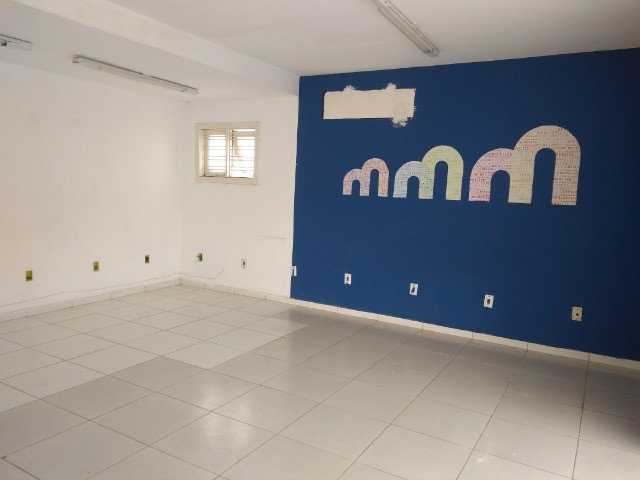 Imóvel Comercial - a 50 m. da Caixa Econômica Federal - Foto 4