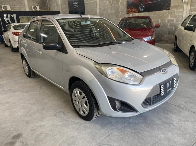 FORD FIESTA SEDAN SE 1.0 ROCAM  FLEX  2014