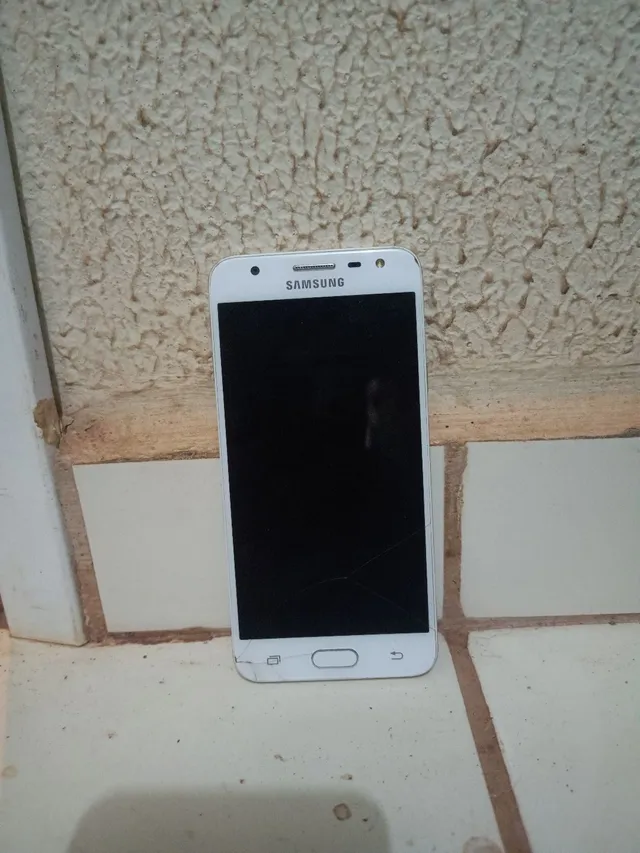 Celular j5 core  +434 anúncios na OLX Brasil