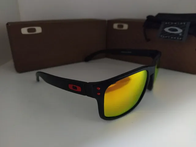 Óculos de Sol Oakley Juliet Arco-Íris Lente Polarizada em Metal, Óculos  Feminino Oakley Nunca Usado 40393200