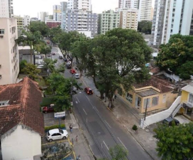Apartamento no Espinheiro com 212m2 na Rua da Hora com 5 Quartos e 5 Banheiros - Foto 2