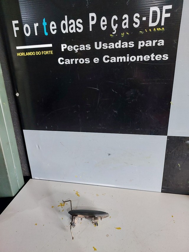 Maçaneta Externa Da Porta Esquerda Clio 2001 À 2011