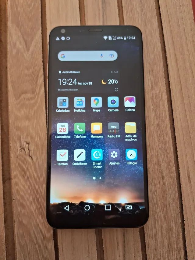 Smartphone LG Q6+
