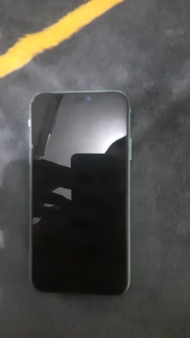 iPhone 11 64gb, semi novo 