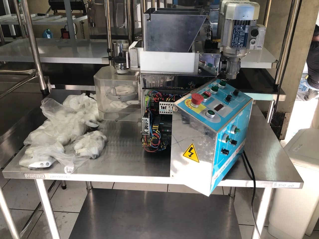 Máquina de coxinha new piccola 2.0 bralyx  - Foto 2