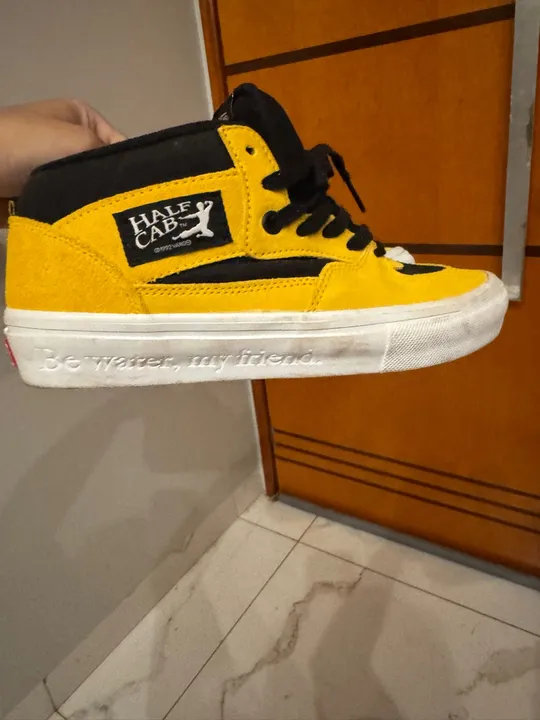 Tênis Vans Half Cab bruce lee