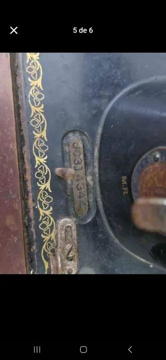 Maquina de Costura Singer raridade, motor + gabinete original - Foto 4