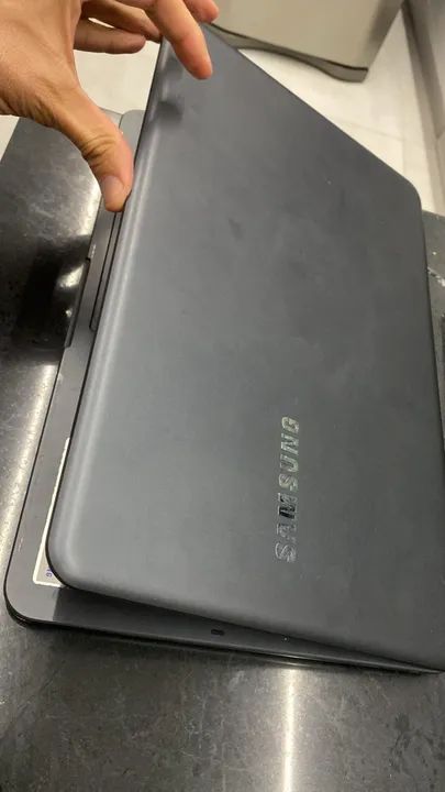 Note Samsung NP350 - Foto 2