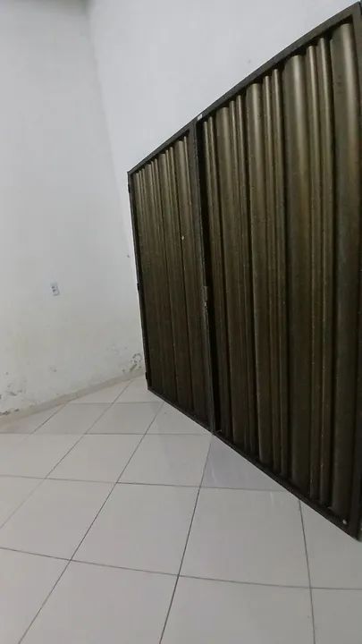 Portão de alumínio celbra seme novo duas banda largura 260 altura 230 - Foto 2