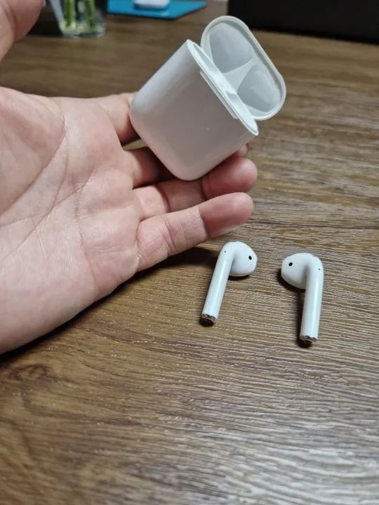 Apple Airpods primeira geração com DEFEITO - Foto 3
