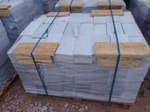 Pedra Serrada São Tomé Vários Tamanhos- Varias opções de Pedra St Tome