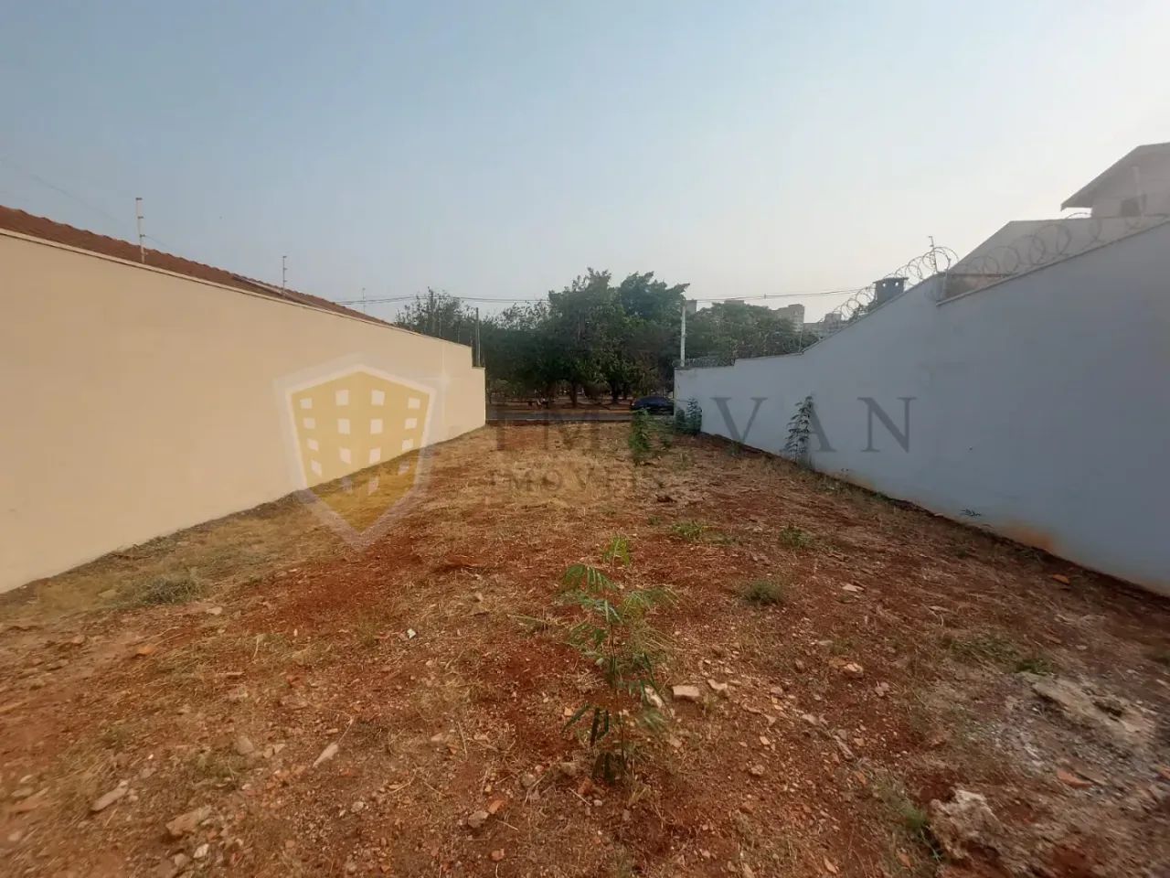 Terreno Padrão em Ribeirão Preto